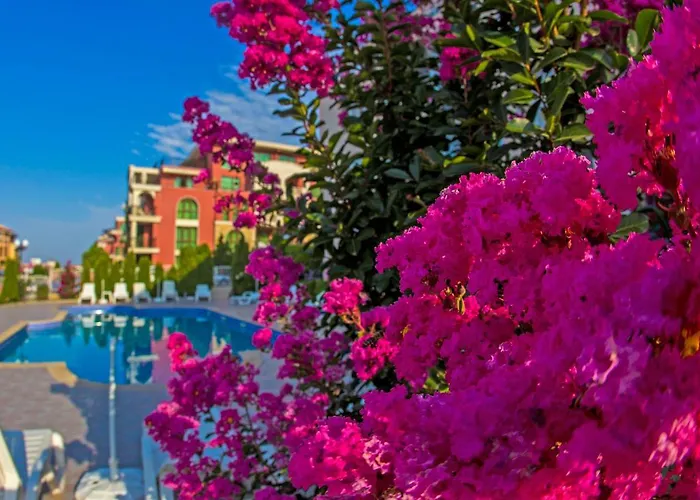 Anthony Complex 公寓式酒店