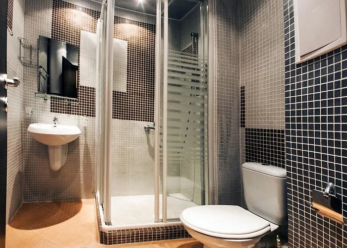 Anthony Complex 公寓式酒店 3*